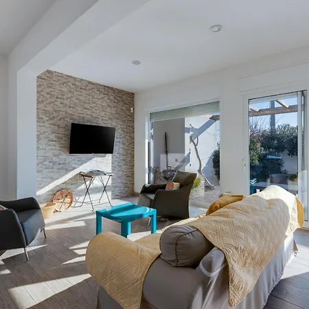 빌라 Domus Bianca *