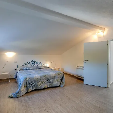 Domus Bianca سان جيوفاني دي سينيس